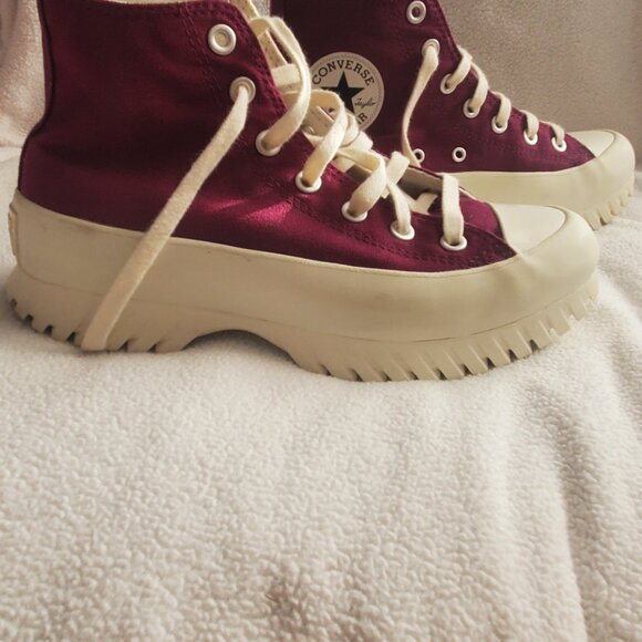 Converse Chuck Taylor All Star Lugged 2.0 High Tops. Mystic Orchid. Women 8 - Picture 9 of 14